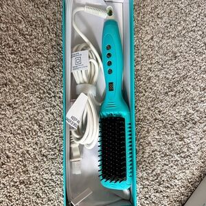 Brand New Moroccan Oil Ceramic Heated Brush